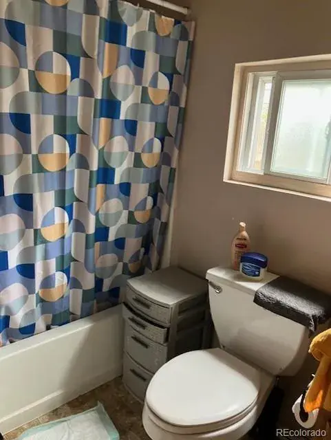 10282025165204 481 6