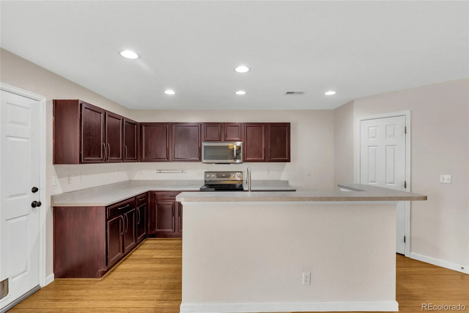 5788 Biscay Street Denver CO 80249 | MLS #REC5282224 08222026132643 1600 5