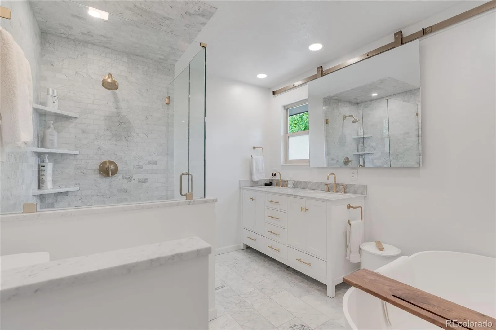 5447 S Iola Way Englewood CO 80111 | MLS #REC5282953 08162026233940 1600 18