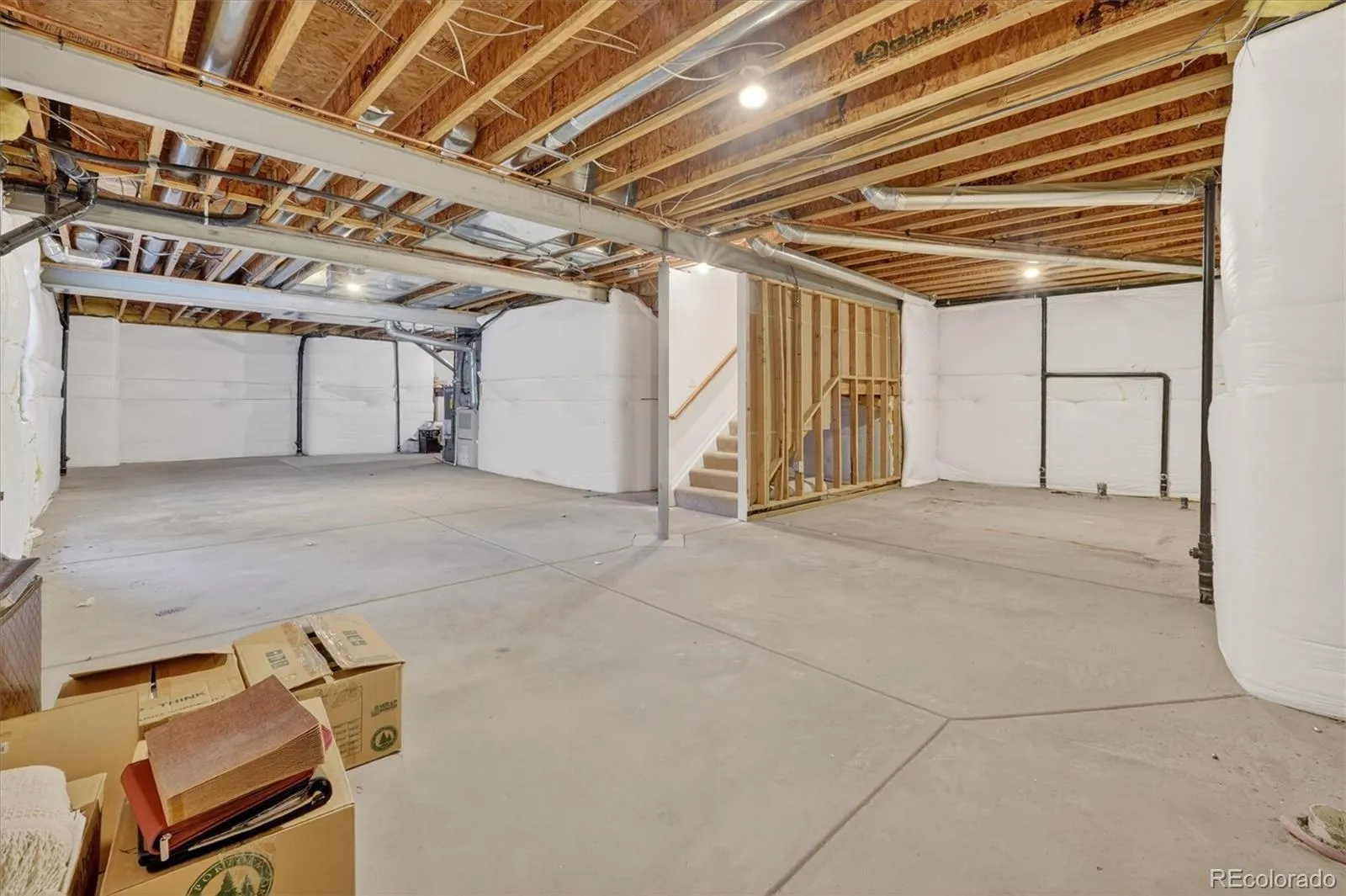 7622 E 6th Place Denver CO 80230 MLS #REC5285782 05102026061330 1600 43