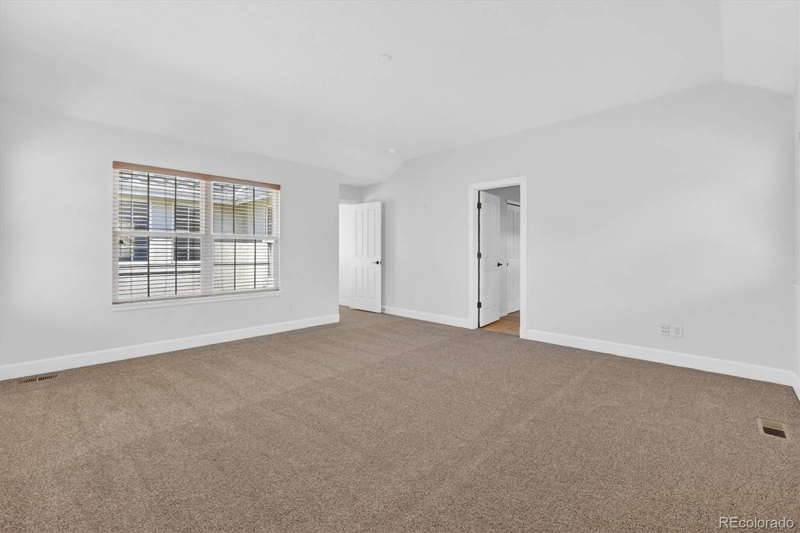 7622 E 6th Place Denver CO 80230 | MLS #REC5285782 09302026211221 1600 32