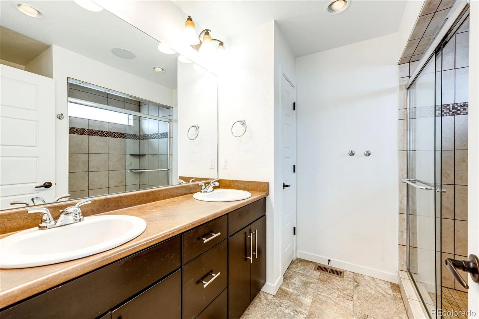 4188 Elegant Street Castle Rock CO 80109 | MLS #REC5285853 08312026154526 1600 17