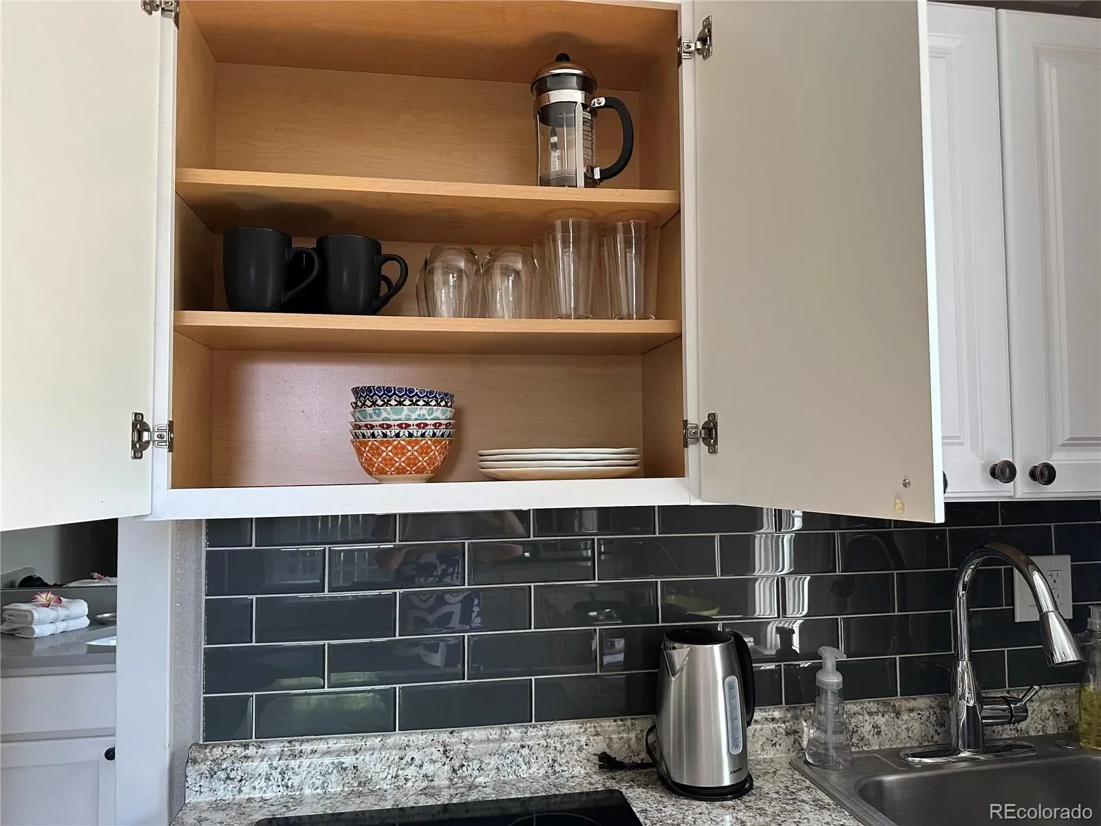 03092026004058 1600 28