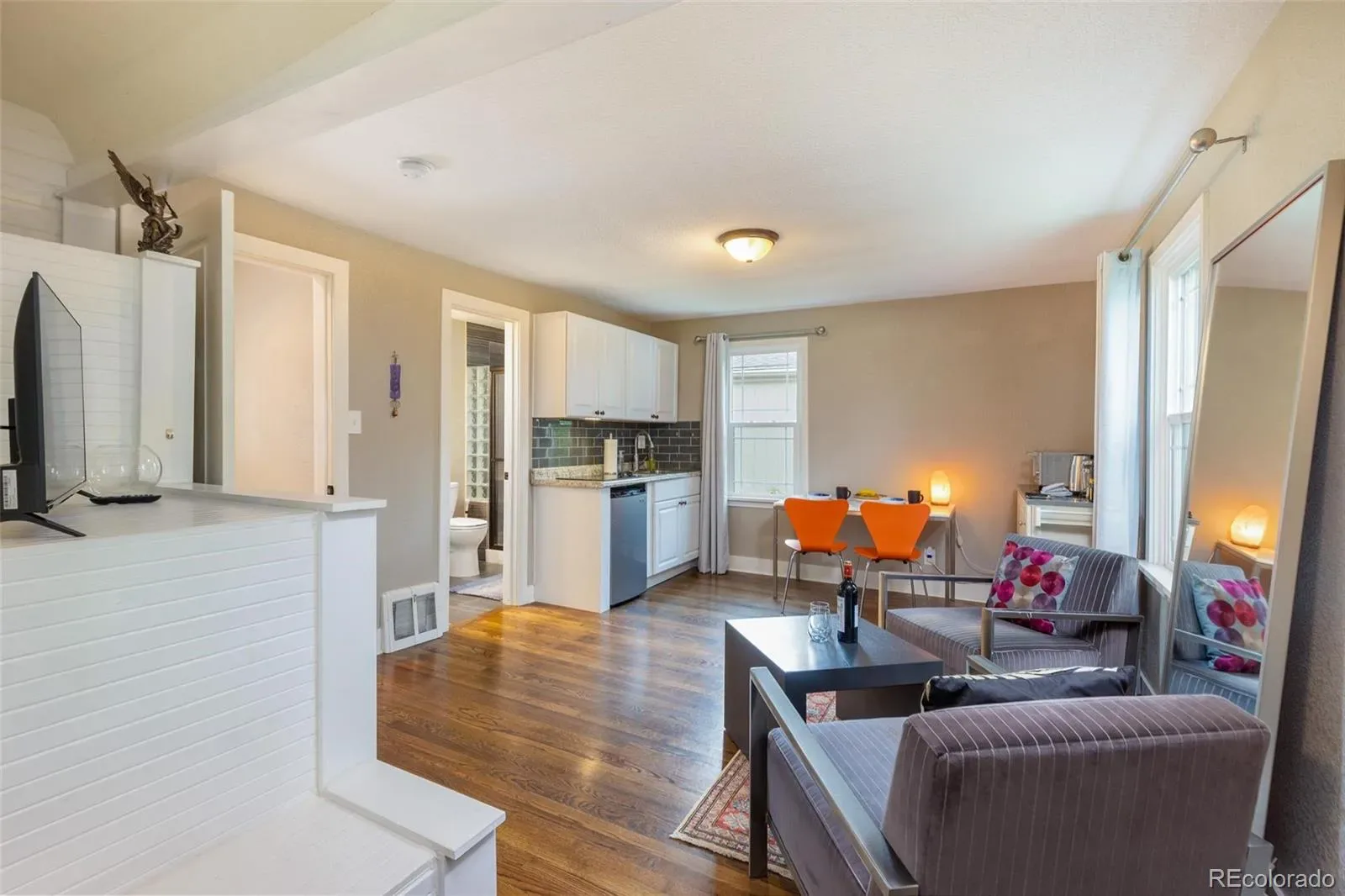 03092026004058 1600 30