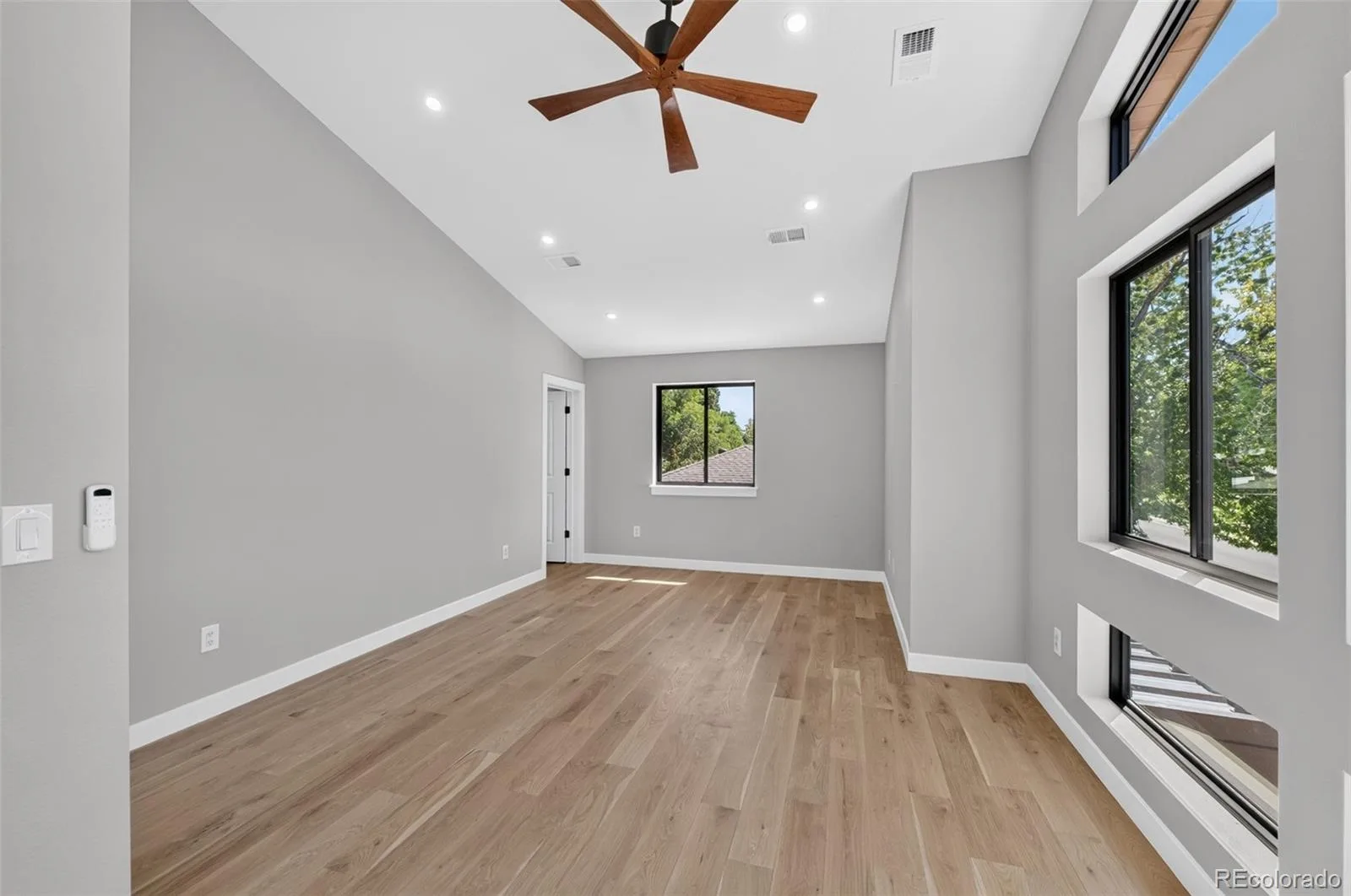 1720 S Fairfax Street Denver CO 80222 | MLS #REC5289208 09232026030400 1600 21