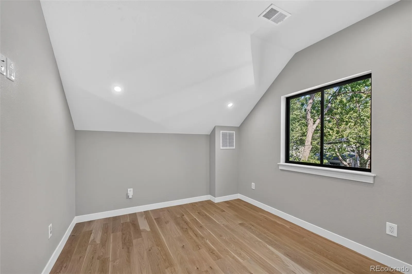 1720 S Fairfax Street Denver CO 80222 | MLS #REC5289208 09232026030400 1600 30