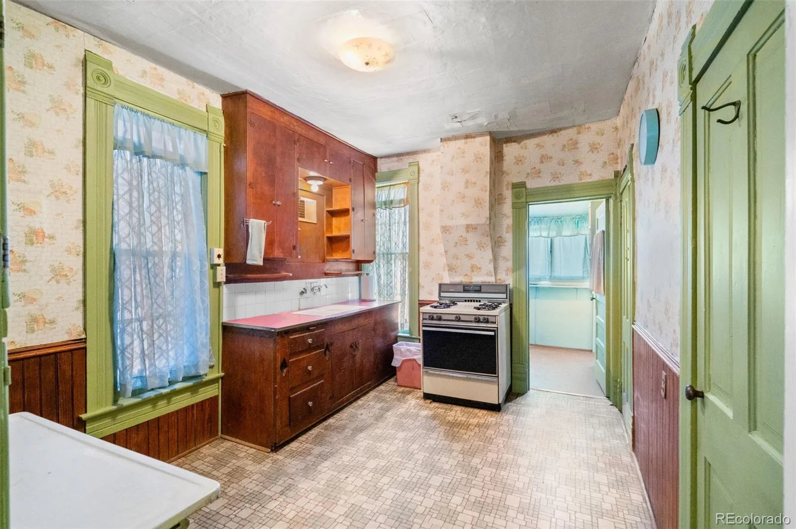 110 W Ellsworth Avenue Denver CO 80223 | MLS #REC5289456 08092026153926 1600 20