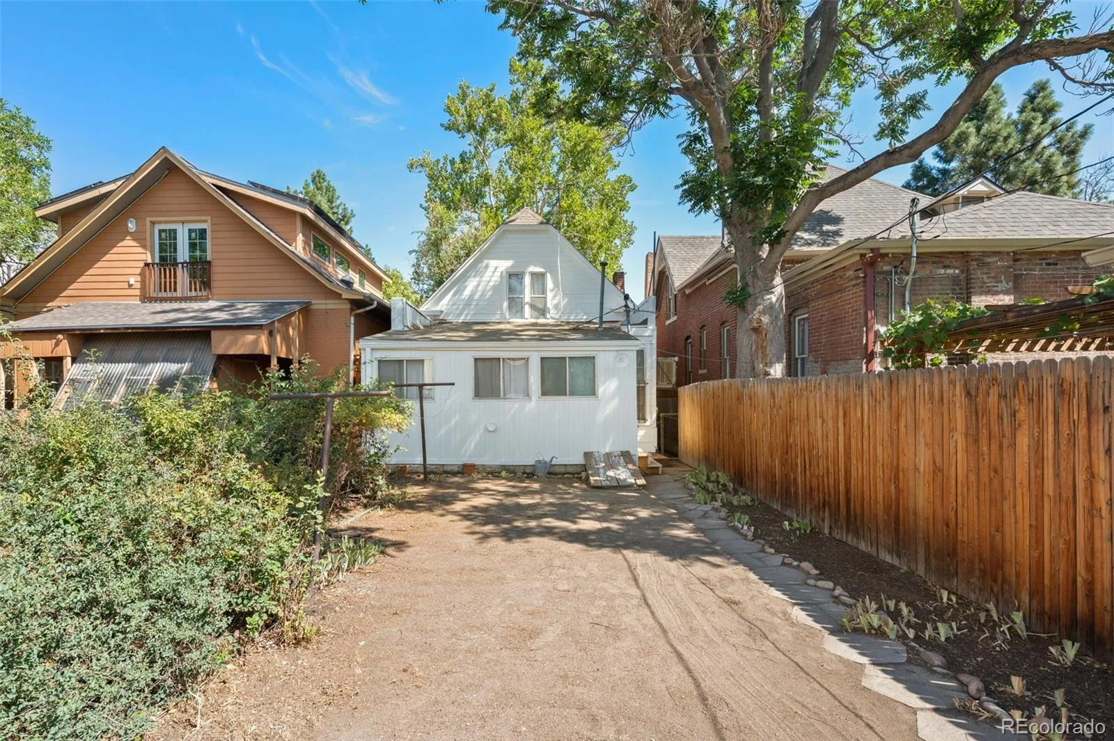 110 W Ellsworth Avenue Denver CO 80223 | MLS #REC5289456 08092026153926 1600 39