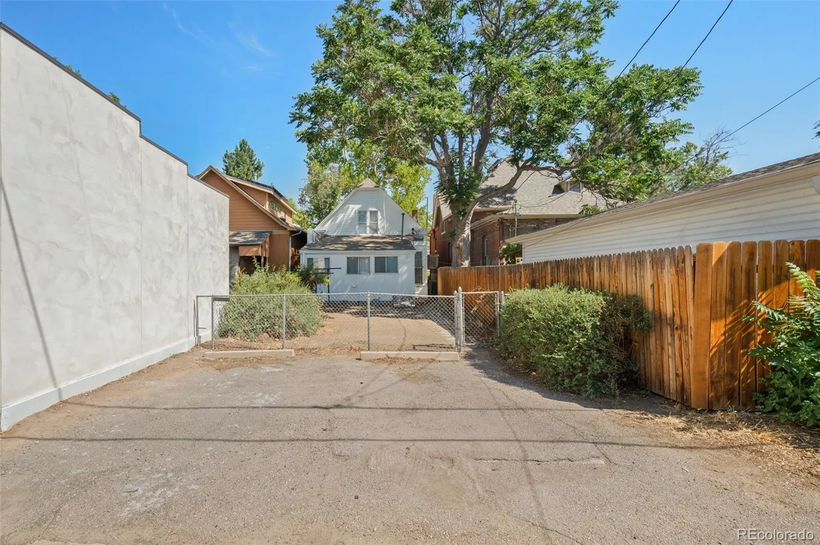 110 W Ellsworth Avenue Denver CO 80223 | MLS #REC5289456 08092026153926 1600 40