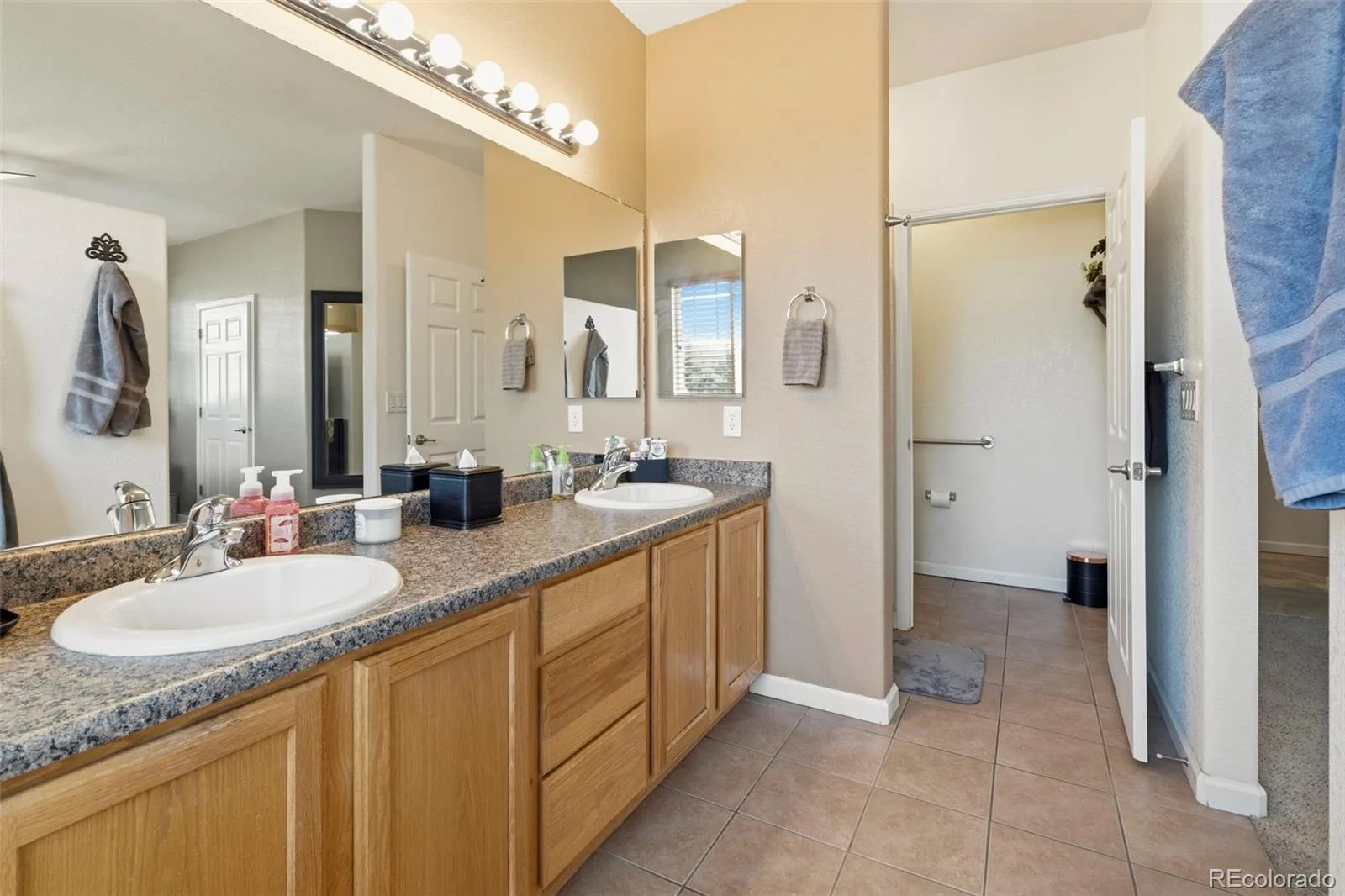 24082 E 2nd Drive Aurora CO 80018 | MLS #REC5291458 06162026173042 1600 16