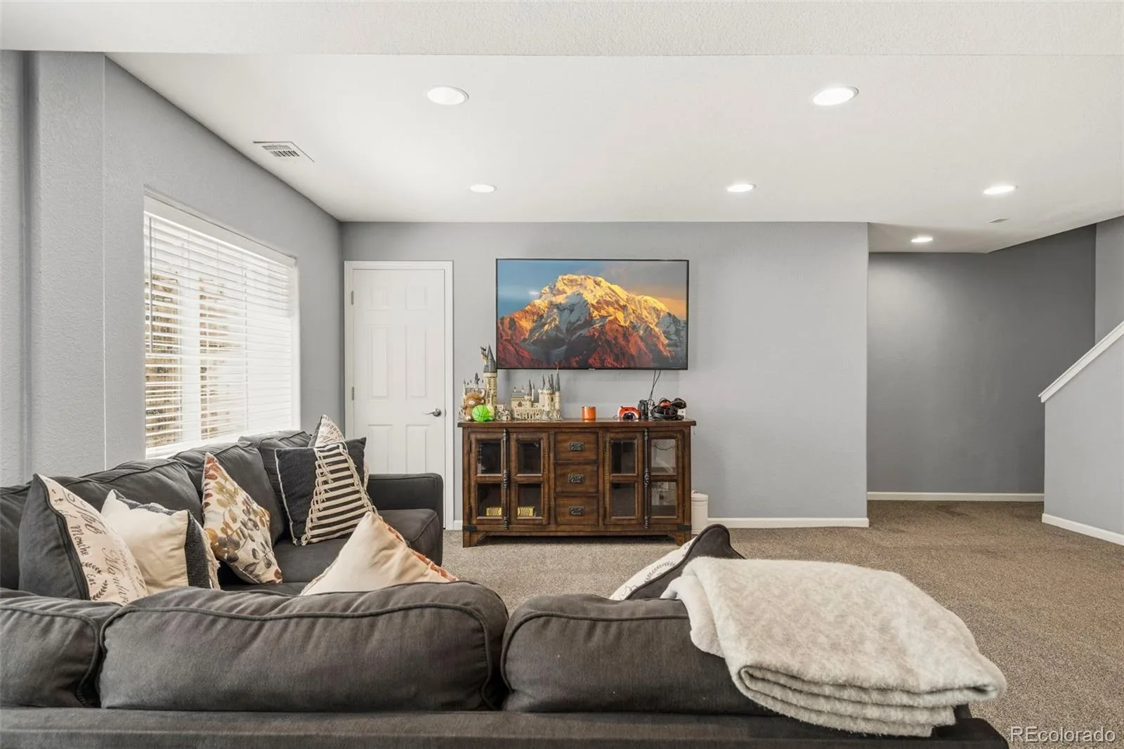 24082 E 2nd Drive Aurora CO 80018 | MLS #REC5291458 06162026173042 1600 24