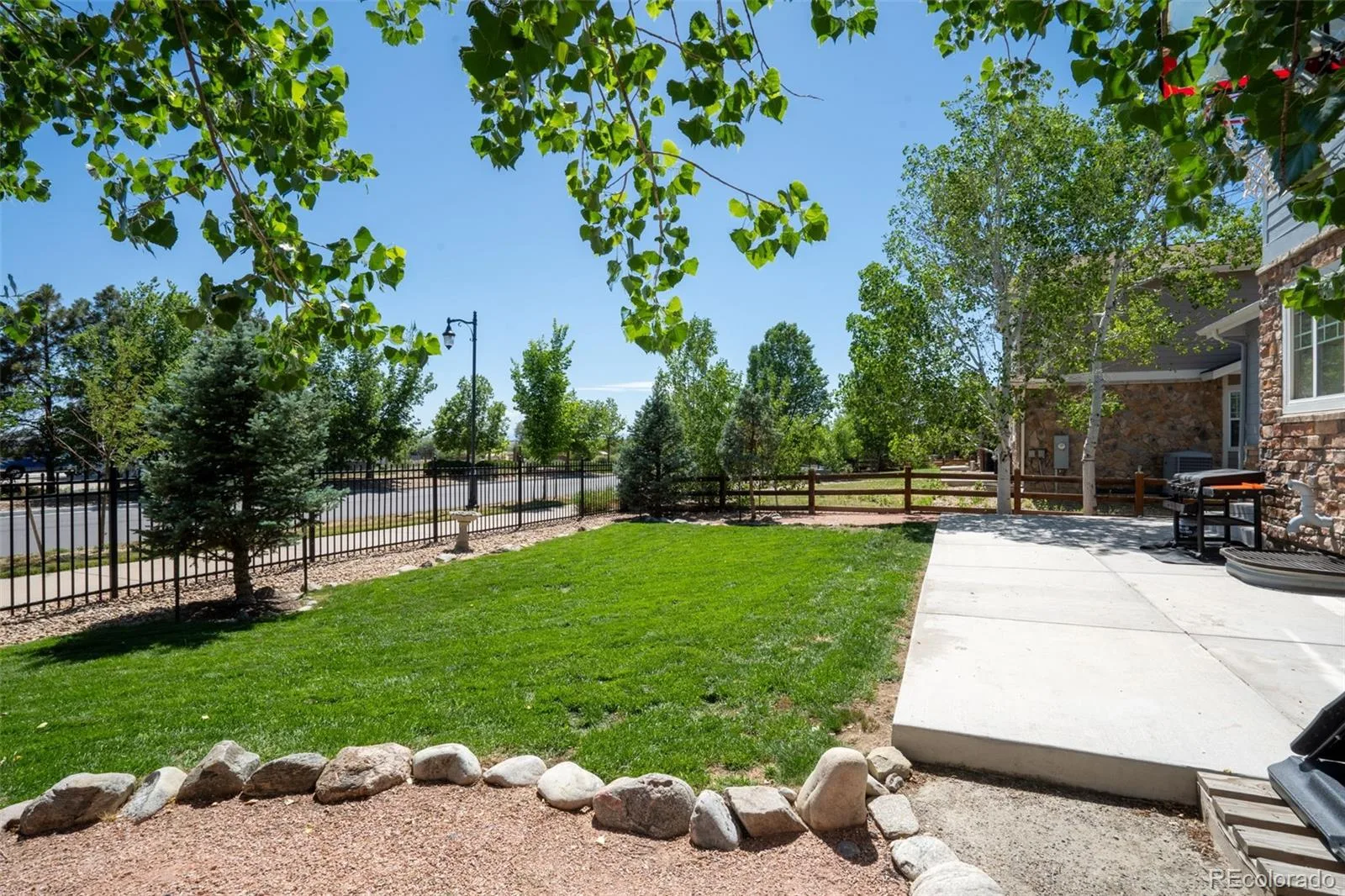 24082 E 2nd Drive Aurora CO 80018 | MLS #REC5291458 06162026173042 1600 34