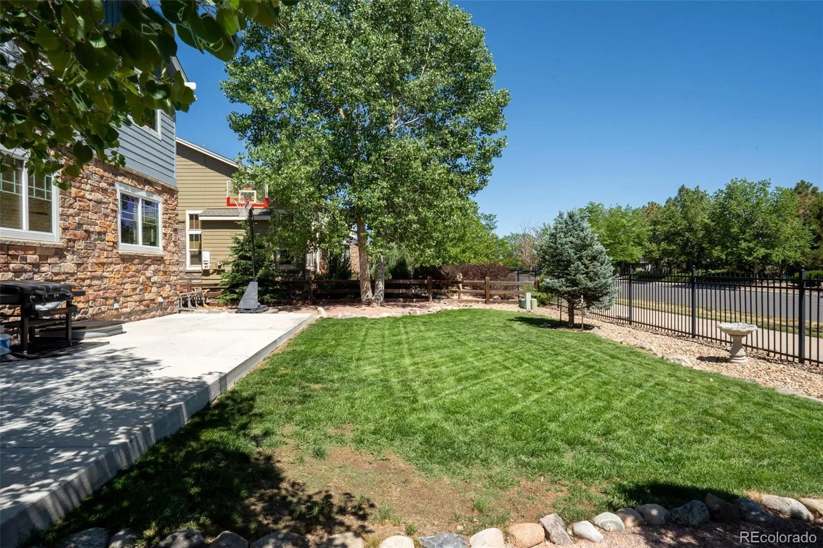 24082 E 2nd Drive Aurora CO 80018 | MLS #REC5291458 06162026173042 1600 38