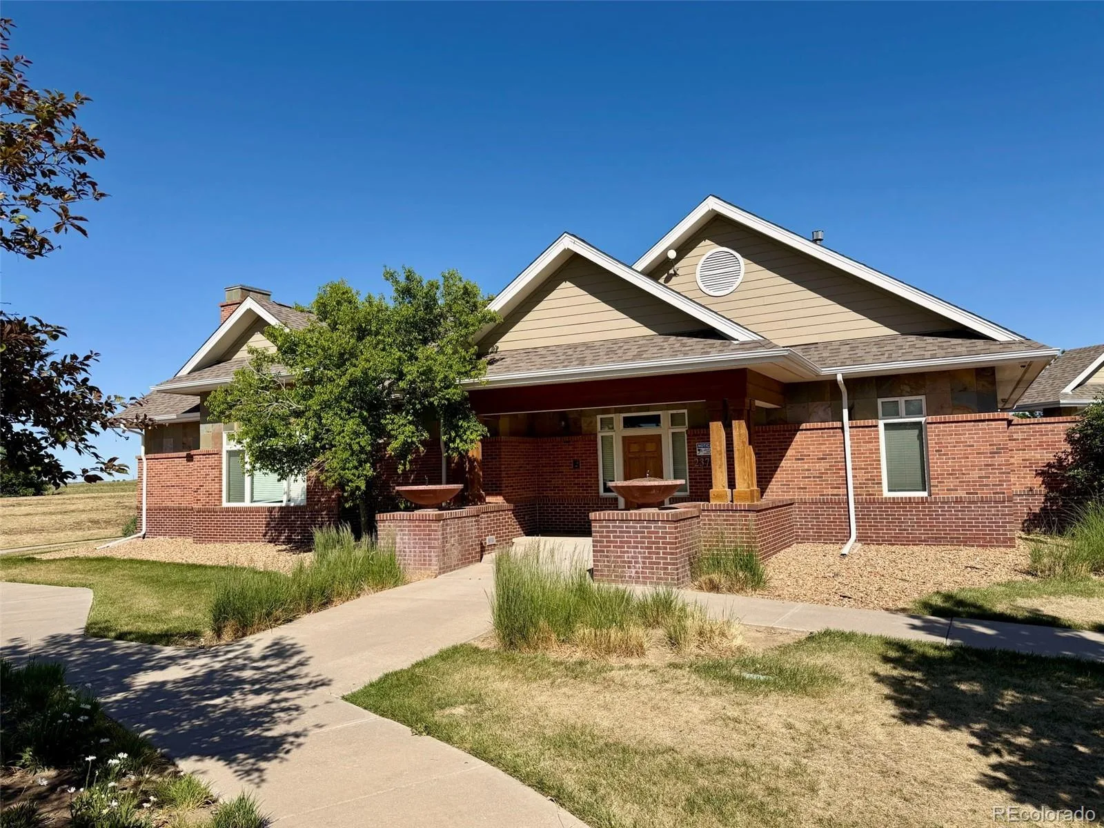 24082 E 2nd Drive Aurora CO 80018 | MLS #REC5291458 06162026173042 1600 41