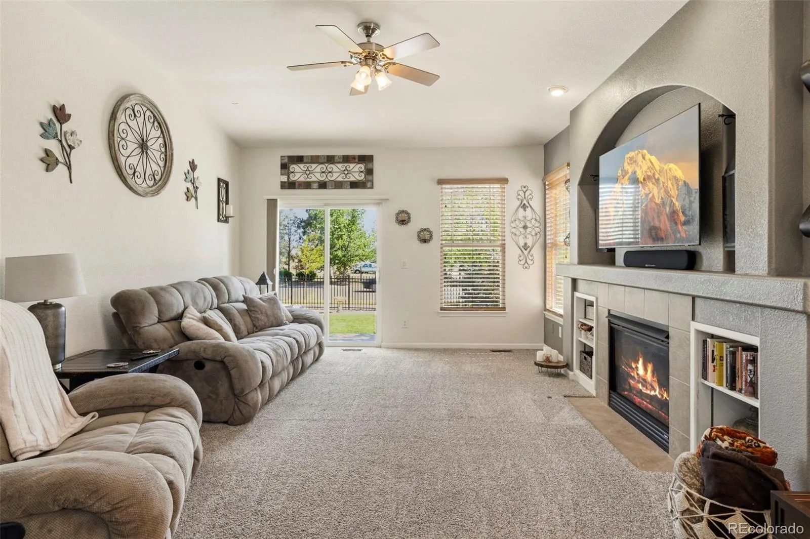 24082 E 2nd Drive Aurora CO 80018 | MLS #REC5291458 06162026173042 1600 6