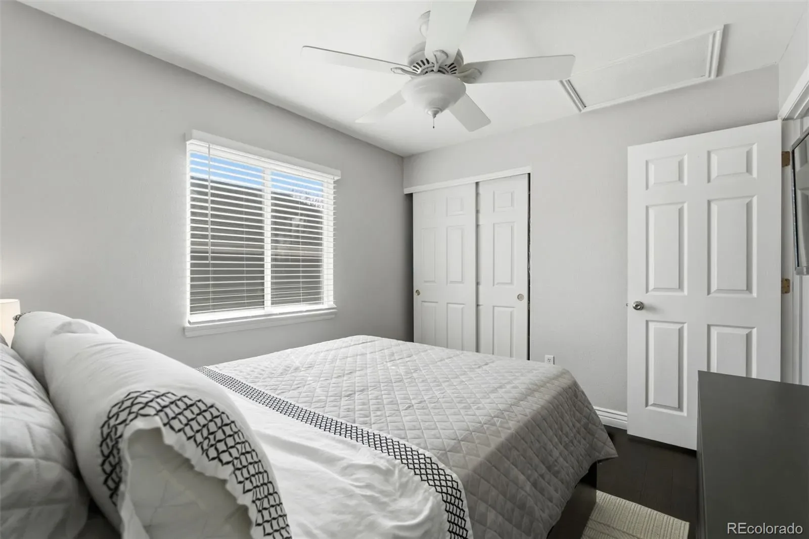 5127 S Malaya Court Centennial CO 80015 | MLS #REC5291632 03262026004405 1600 25