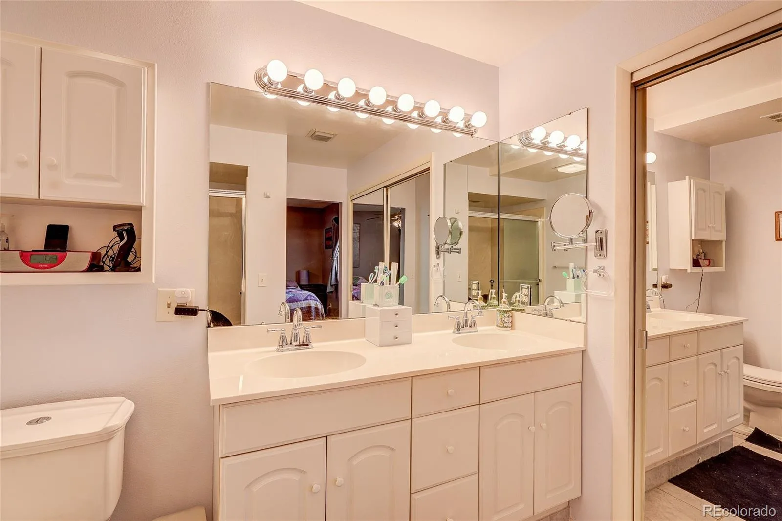 7202 W Cedar Circle Lakewood CO 80226 | MLS #REC5292324 08222026033549 1600 20