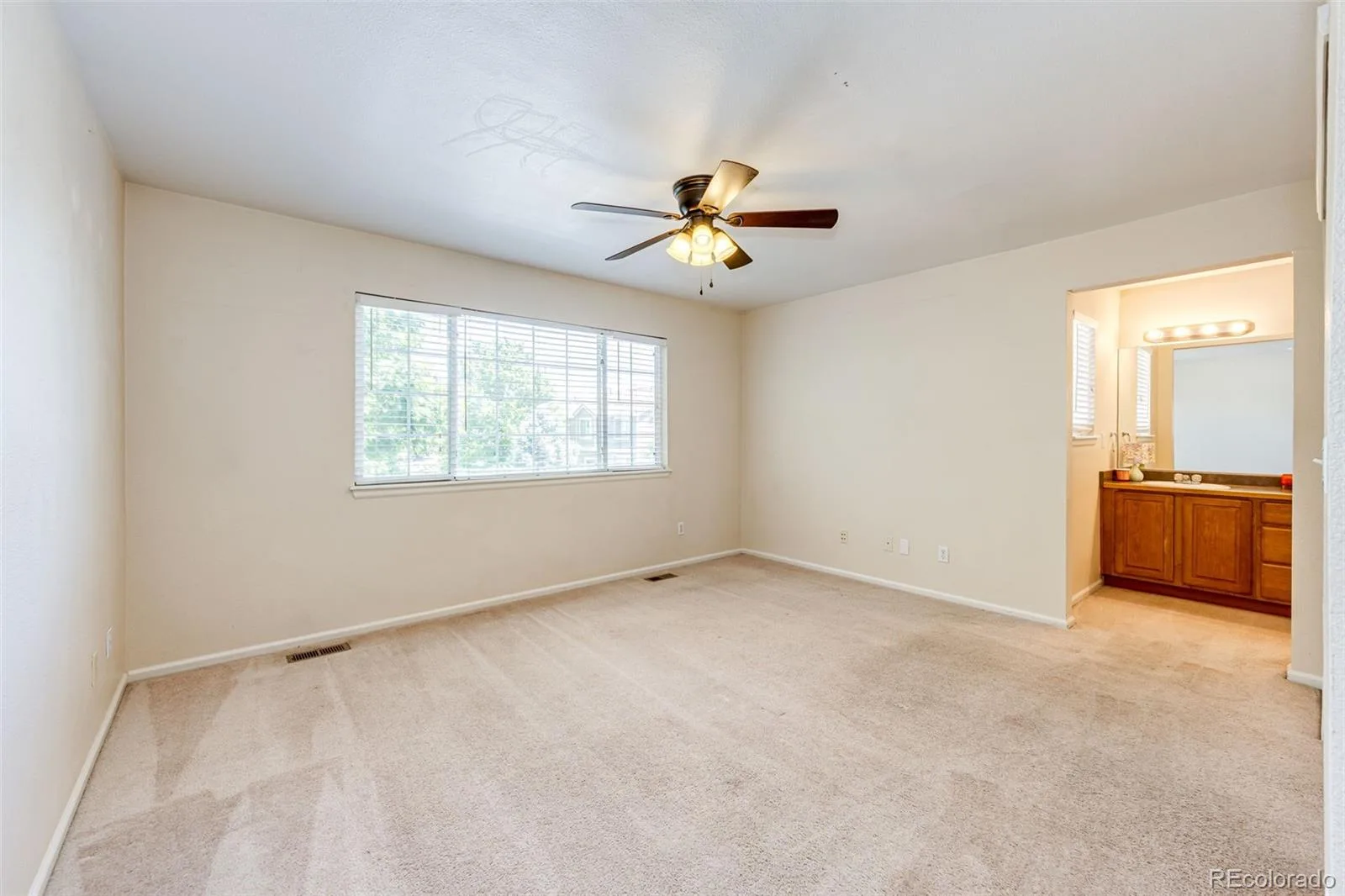 24621 E Kansas Circle Aurora CO 80018 | MLS #REC5294730 06122026073555 1600 16
