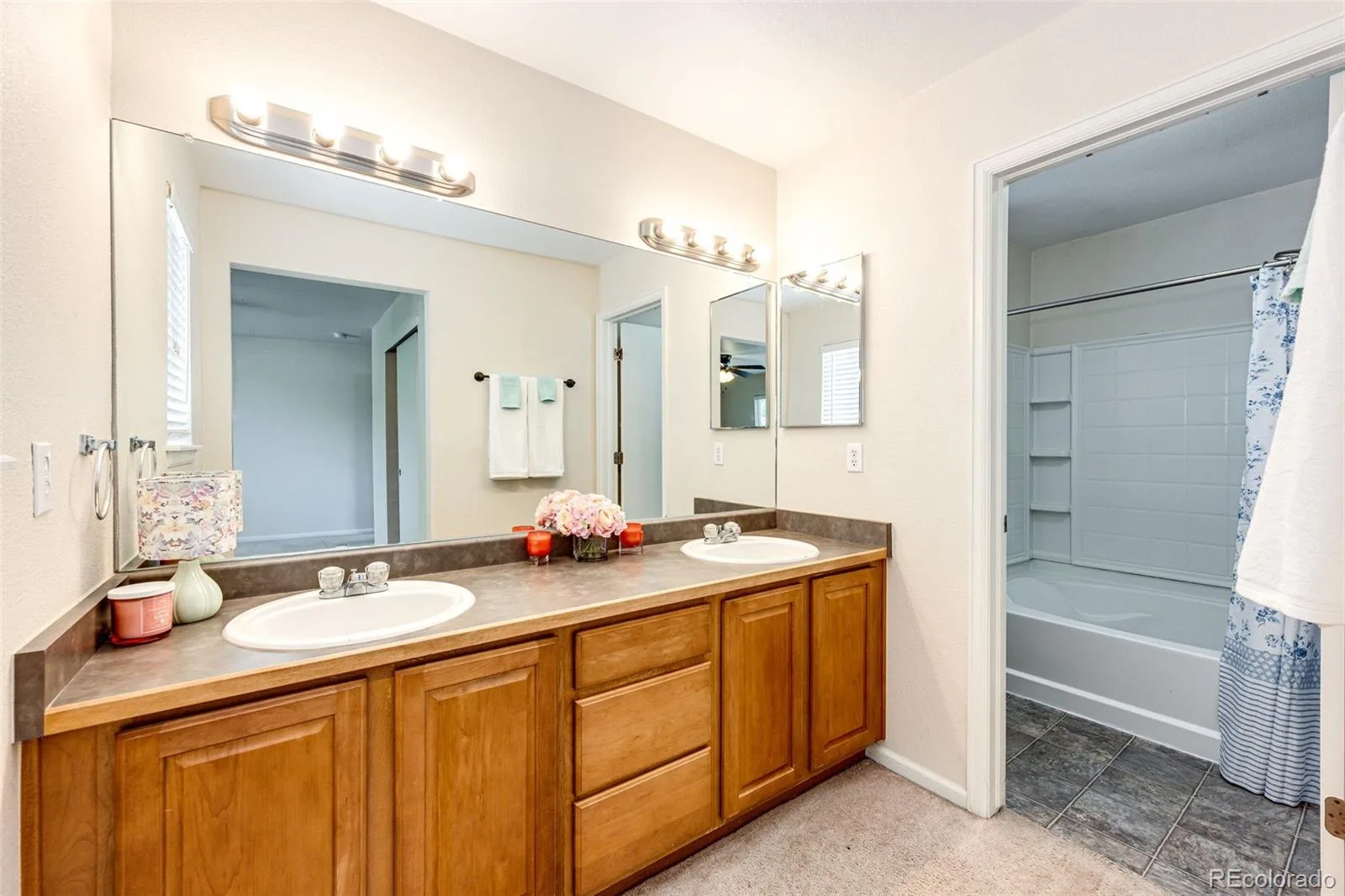 24621 E Kansas Circle Aurora CO 80018 | MLS #REC5294730 06122026073555 1600 17