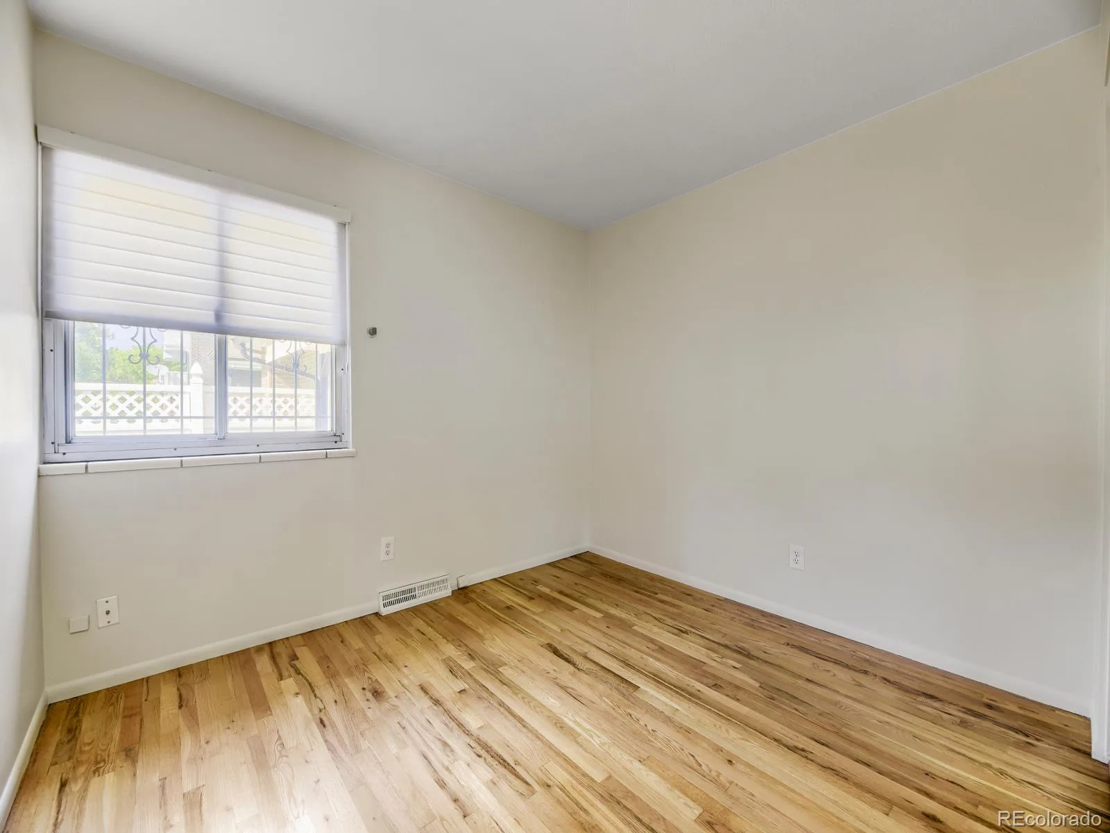 7220 W Maple Drive Lakewood CO 80226 | MLS #REC5295620 08272026122407 1600 19