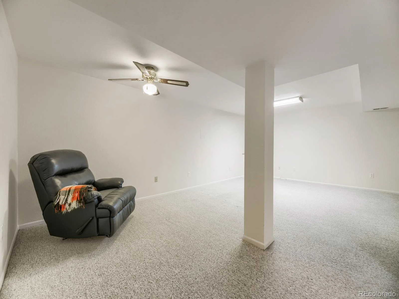 7220 W Maple Drive Lakewood CO 80226 | MLS #REC5295620 08272026122407 1600 21