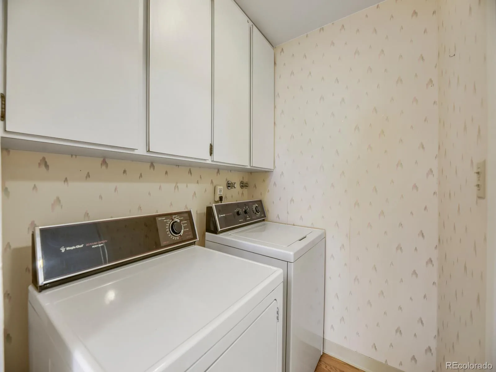 7220 W Maple Drive Lakewood CO 80226 | MLS #REC5295620 08272026122407 1600 23