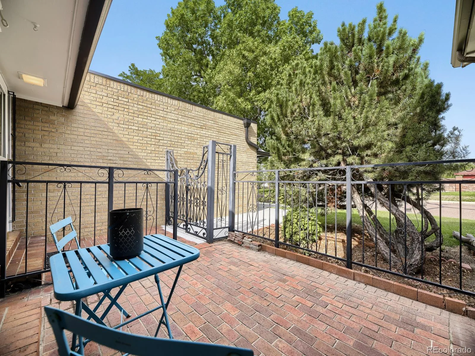 7220 W Maple Drive Lakewood CO 80226 | MLS #REC5295620 08272026122407 1600 24