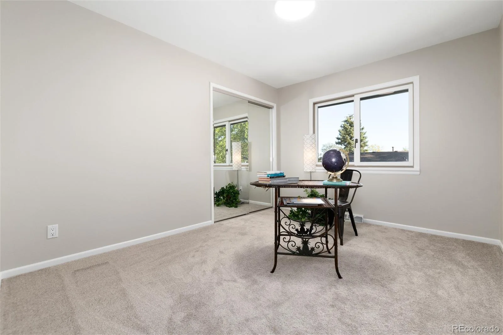 1586 S Wright Court Lakewood CO 80228 | MLS #REC5297022 10142026204817 1600 11