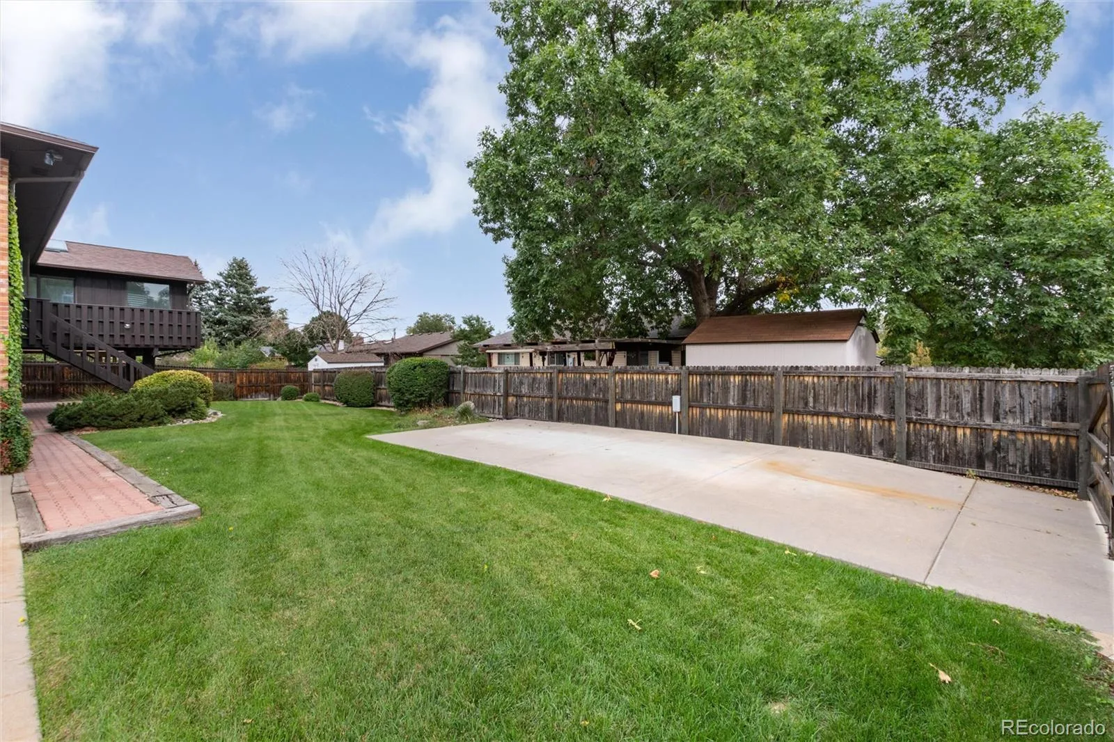 1586 S Wright Court Lakewood CO 80228 | MLS #REC5297022 10142026204817 1600 19