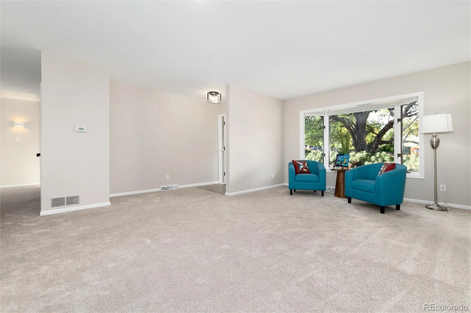 1586 S Wright Court Lakewood CO 80228 | MLS #REC5297022 10142026204817 1600 3