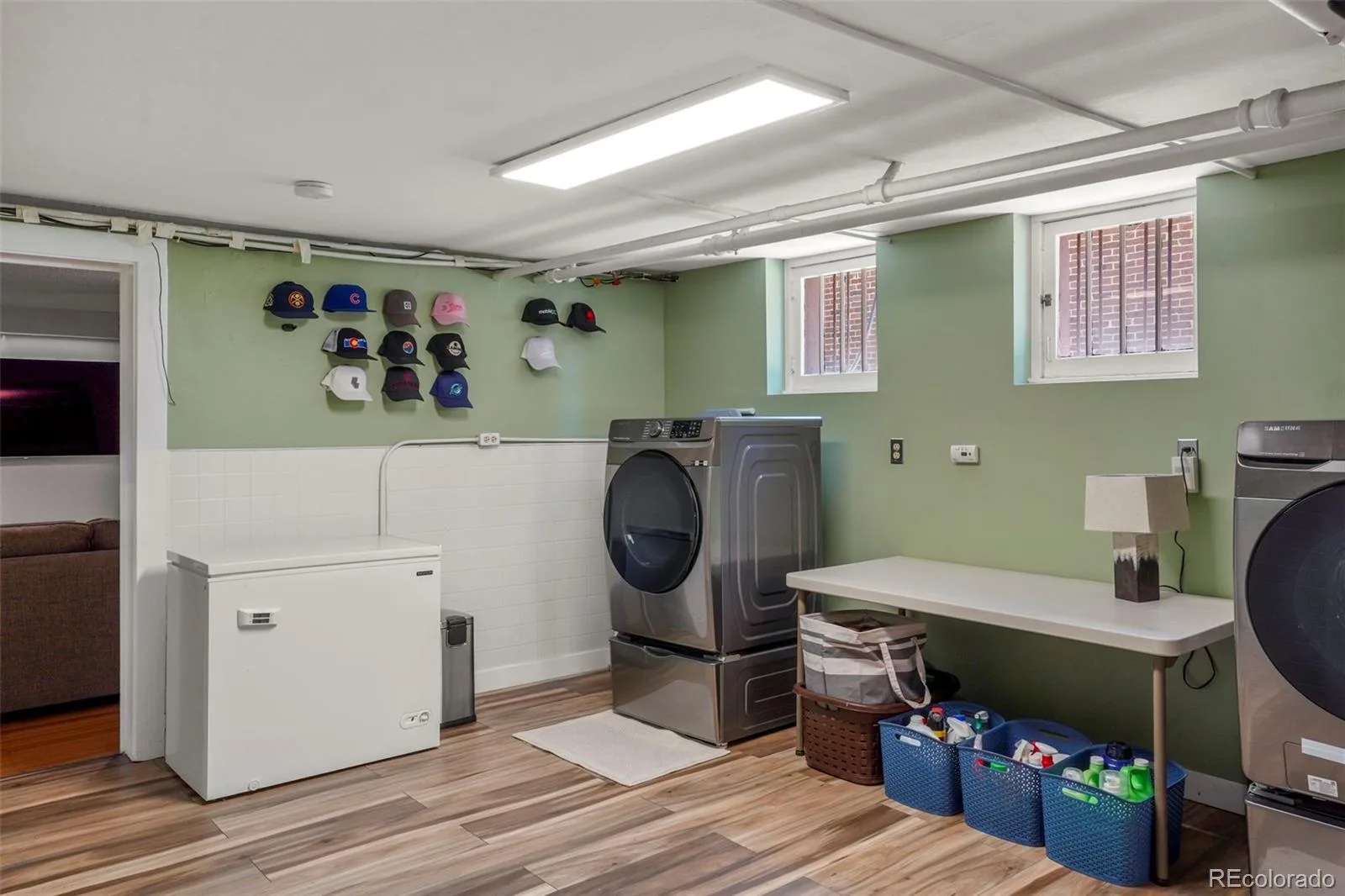 2363 Grape Street Denver CO 80207 MLS #REC5297244 06092026015619 1600 27