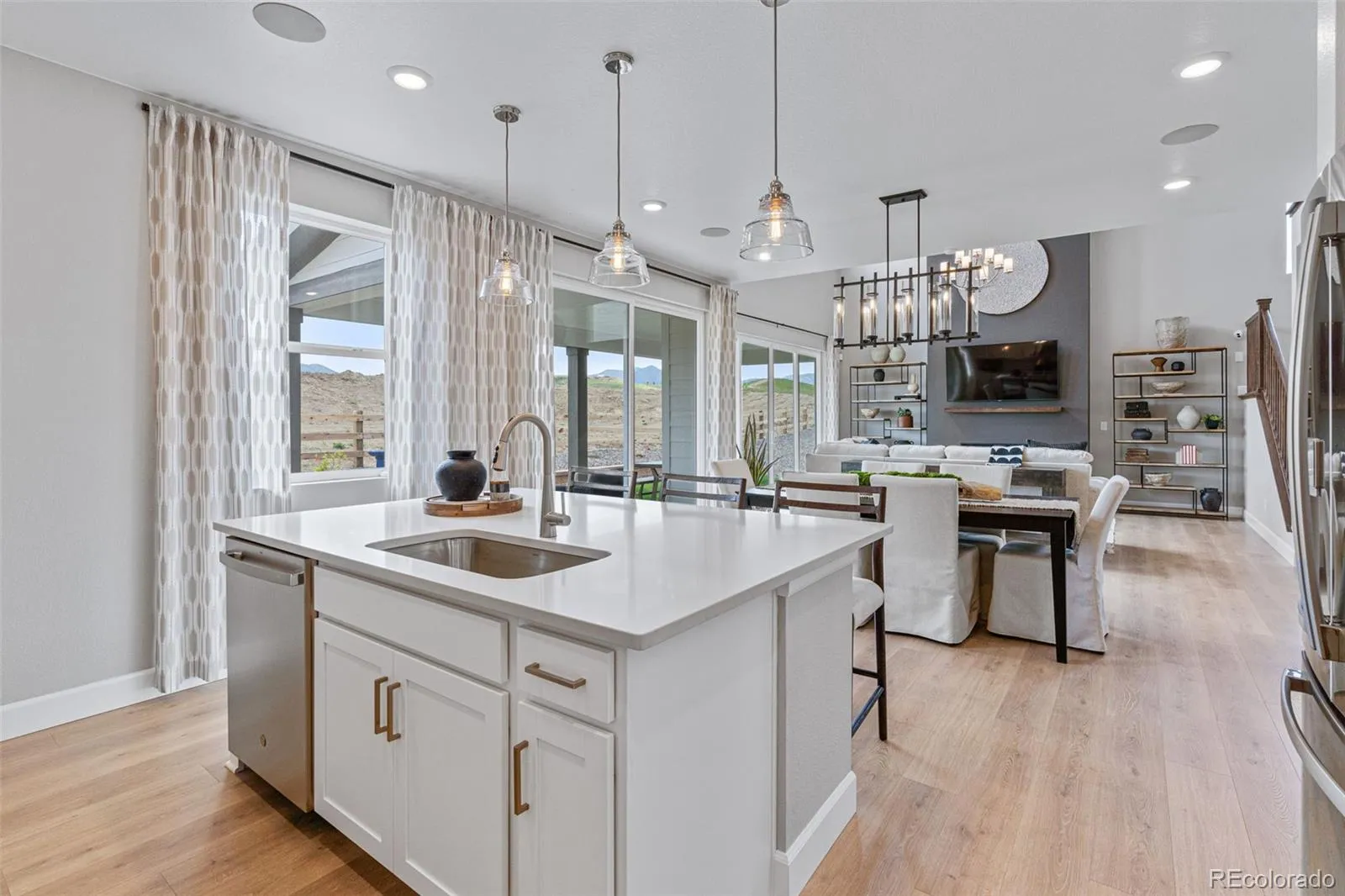17018 W 92nd Place Arvada CO 80007 MLS #REC5298576 05282026140647 1600 11