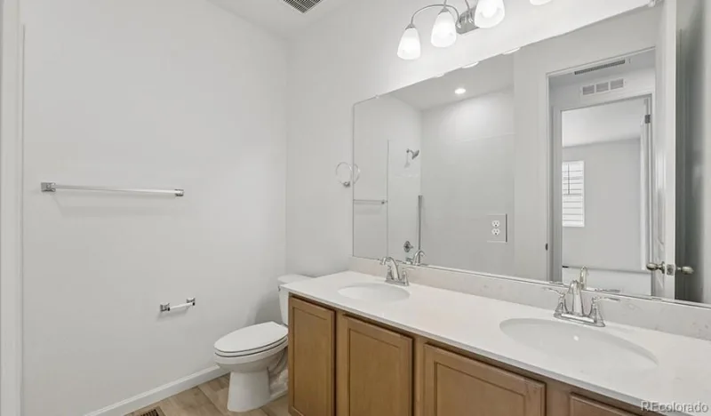 3922 N Haleyville Street Aurora CO 80019 | MLS #REC5298952 08182026195437 800 14