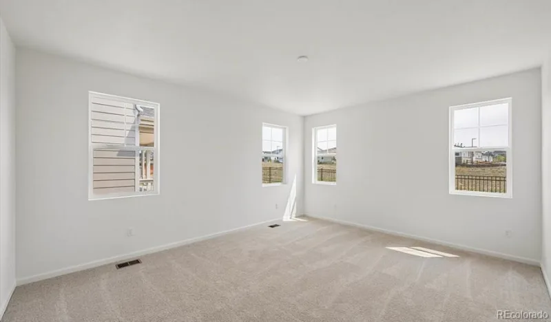 3922 N Haleyville Street Aurora CO 80019 | MLS #REC5298952 08182026195437 800 16
