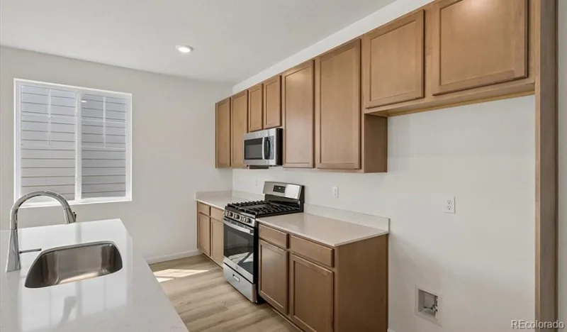 3922 N Haleyville Street Aurora CO 80019 | MLS #REC5298952 08182026195437 800 6