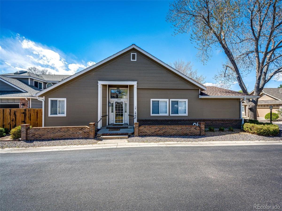 2550 S Iris Street Lakewood CO 80227 | MLS #REC5299320 MLS #REC5299320 image #0