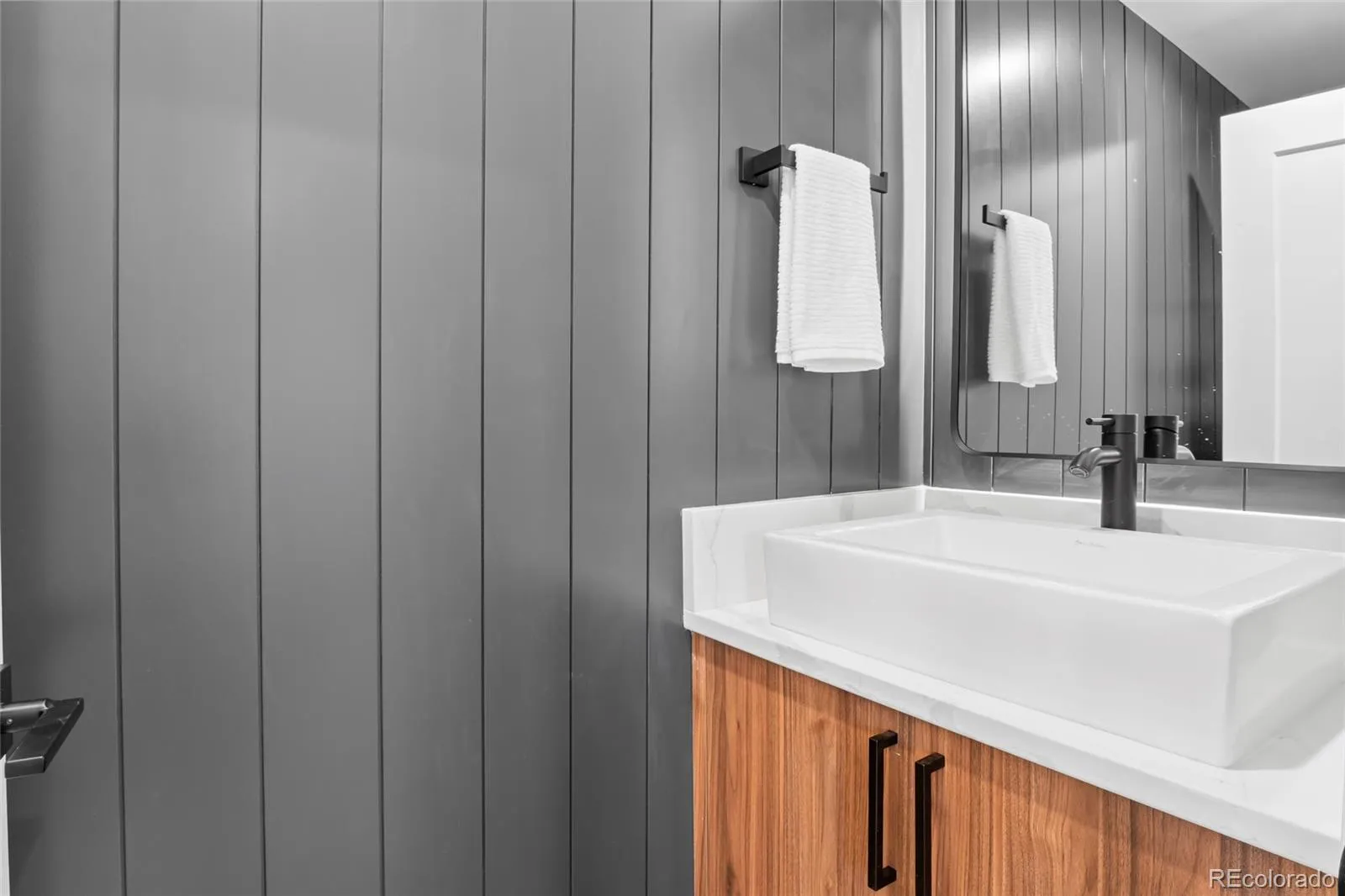 04152026224222 1600 11