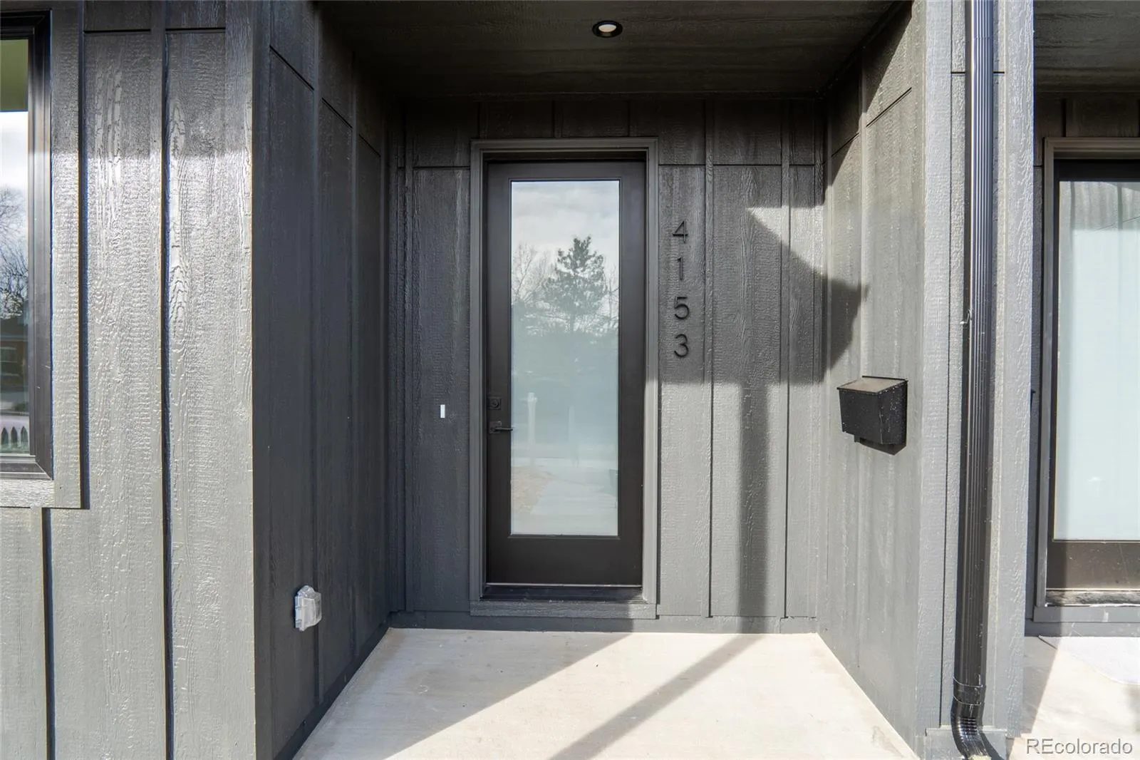 04152026224222 1600 40