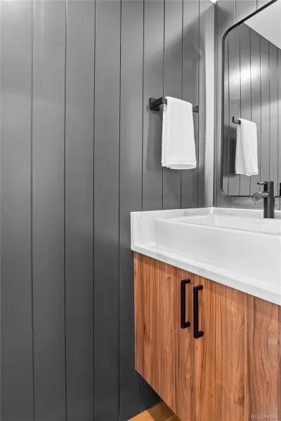 04152026224222 800 12