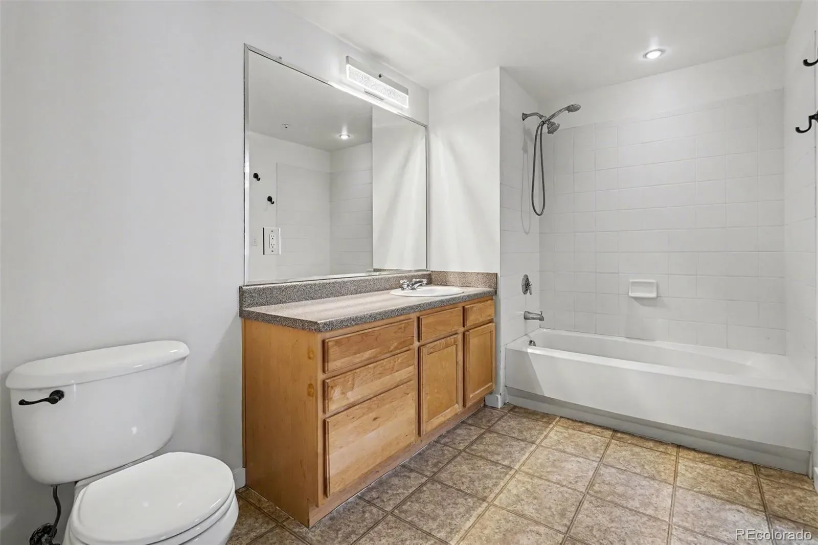1475 Delgany Street #205 Denver CO 80202 MLS #REC5299785 03172026175608 1600 10