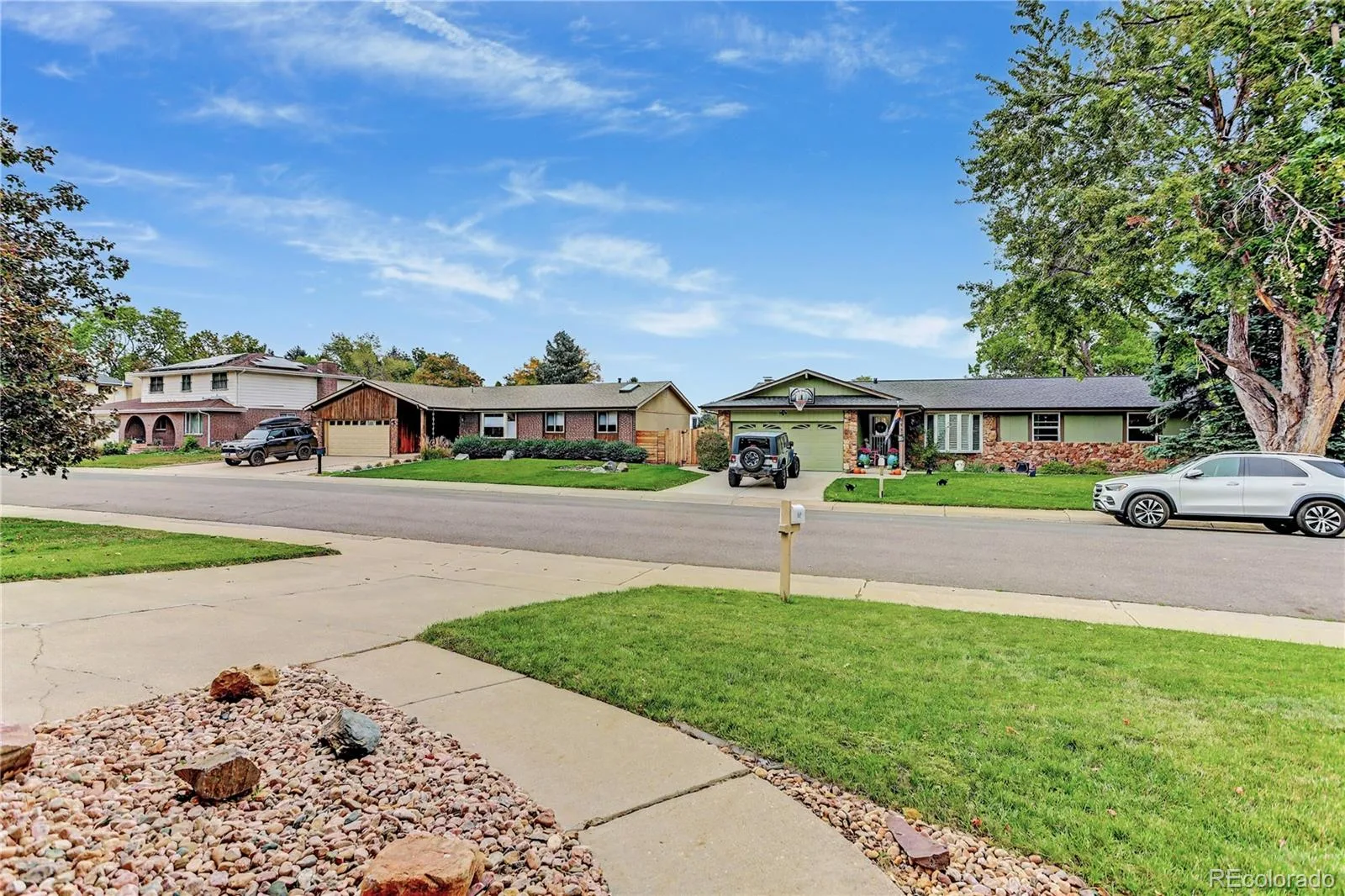 1843 S Pierson Court Lakewood CO 80232 | MLS #REC5300663 09302026152125 1600 3