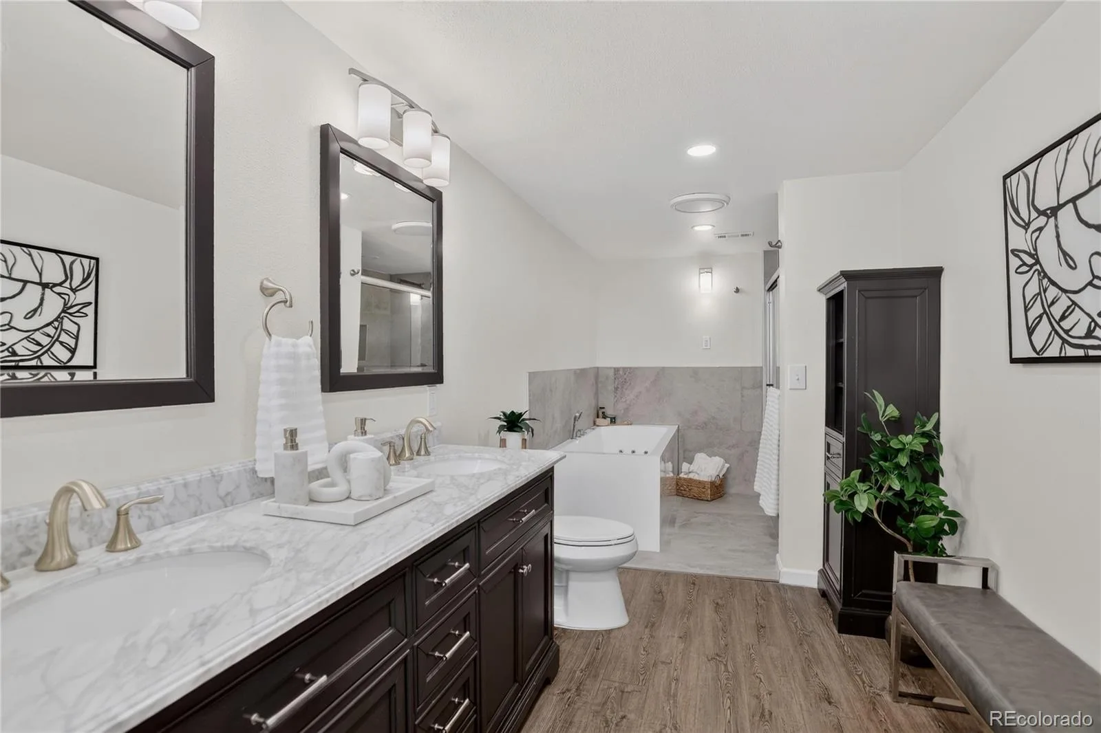 1843 S Pierson Court Lakewood CO 80232 | MLS #REC5300663 09302026152125 1600 37