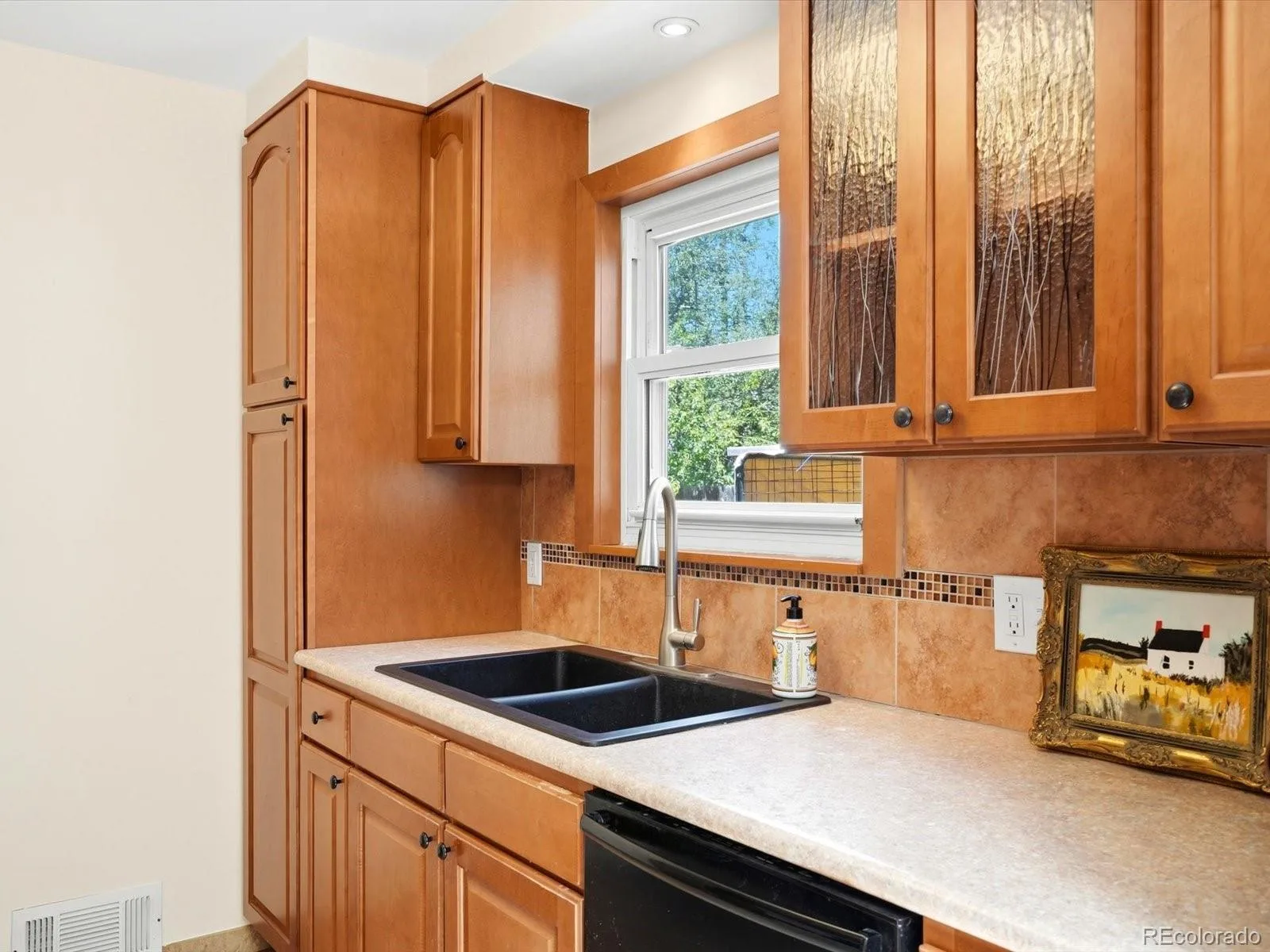 1440 S Hudson Street Denver CO 80222 MLS #REC5302249 06262026204018 1600 11