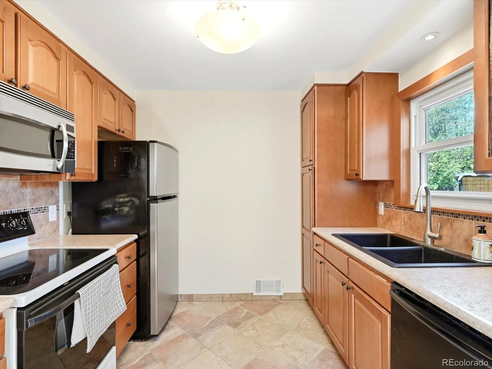 1440 S Hudson Street Denver CO 80222 MLS #REC5302249 06262026204018 1600 9