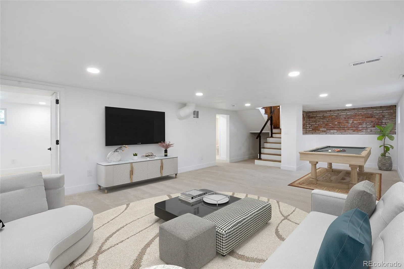 4992 Bryant Street Denver CO 80221 | MLS #REC5302715 08232026214100 1600 19