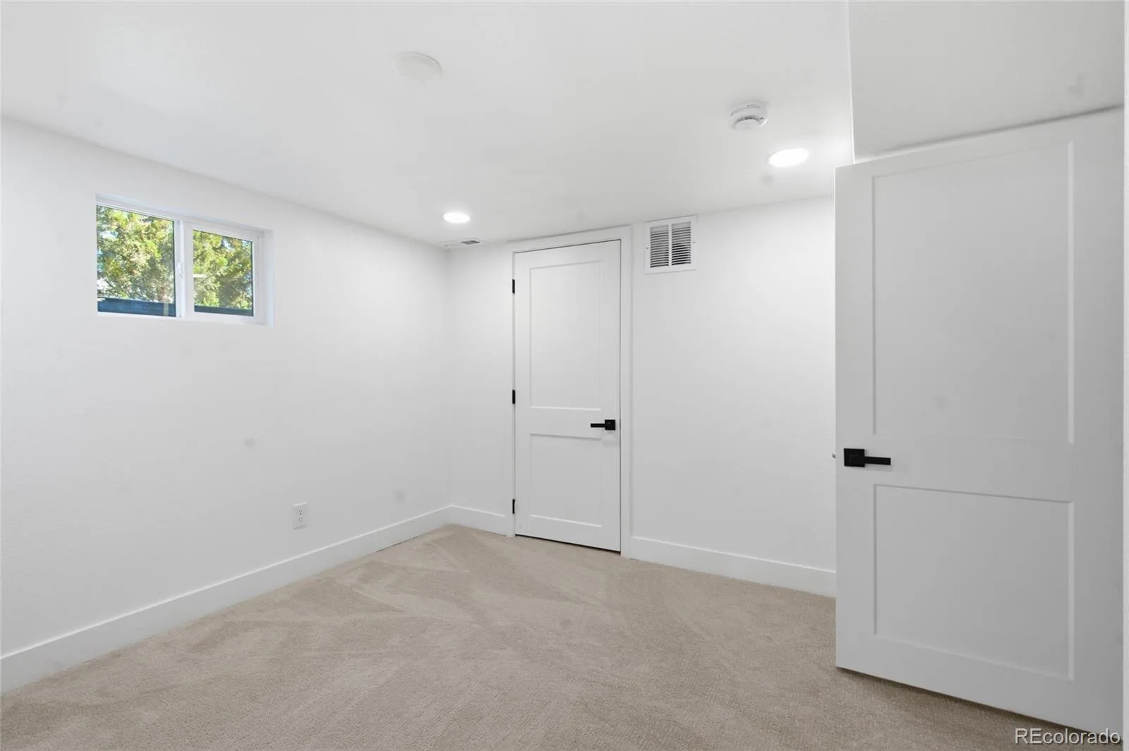 4992 Bryant Street Denver CO 80221 | MLS #REC5302715 08232026214100 1600 24