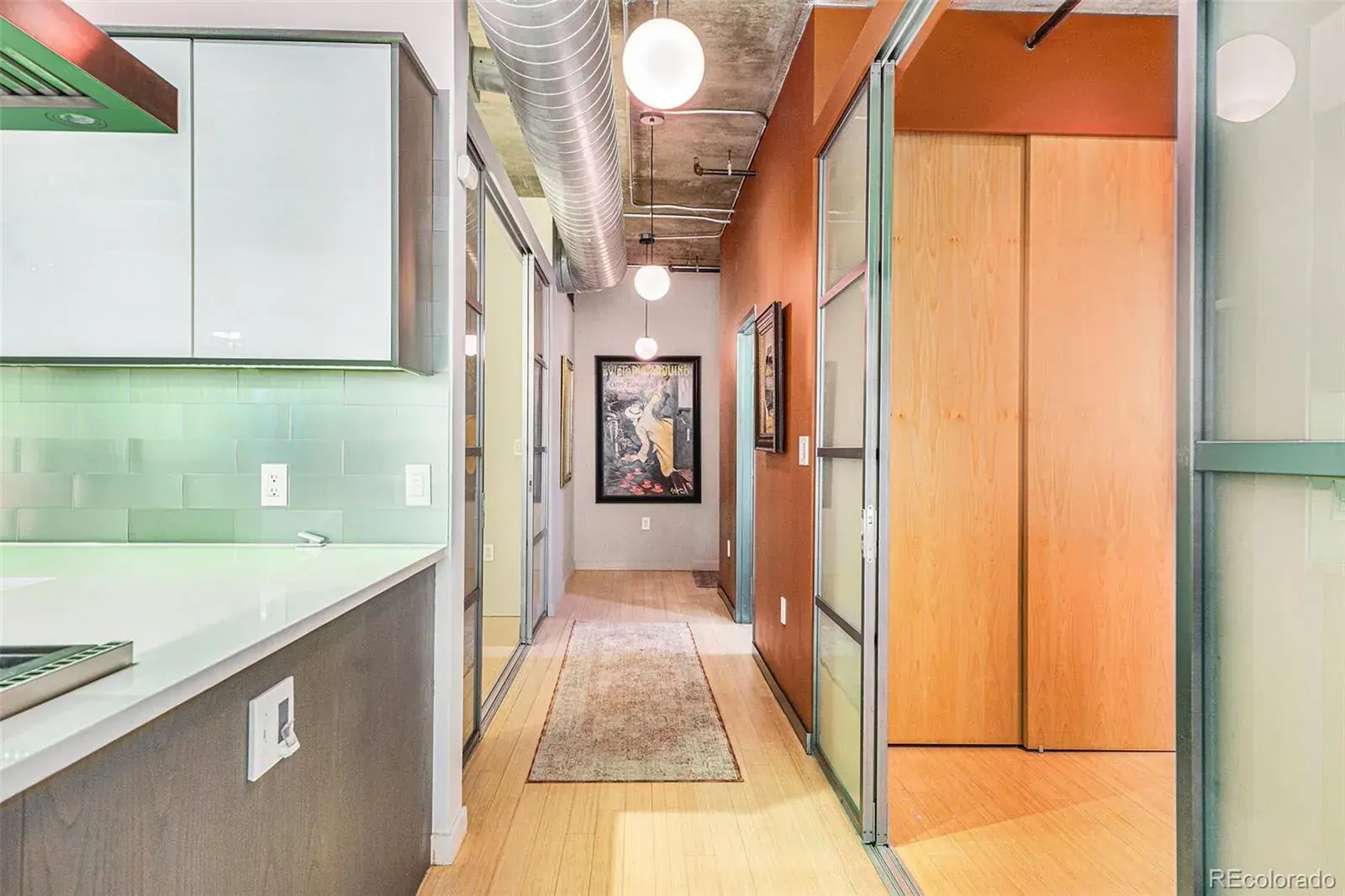 10282025035907 1600 21