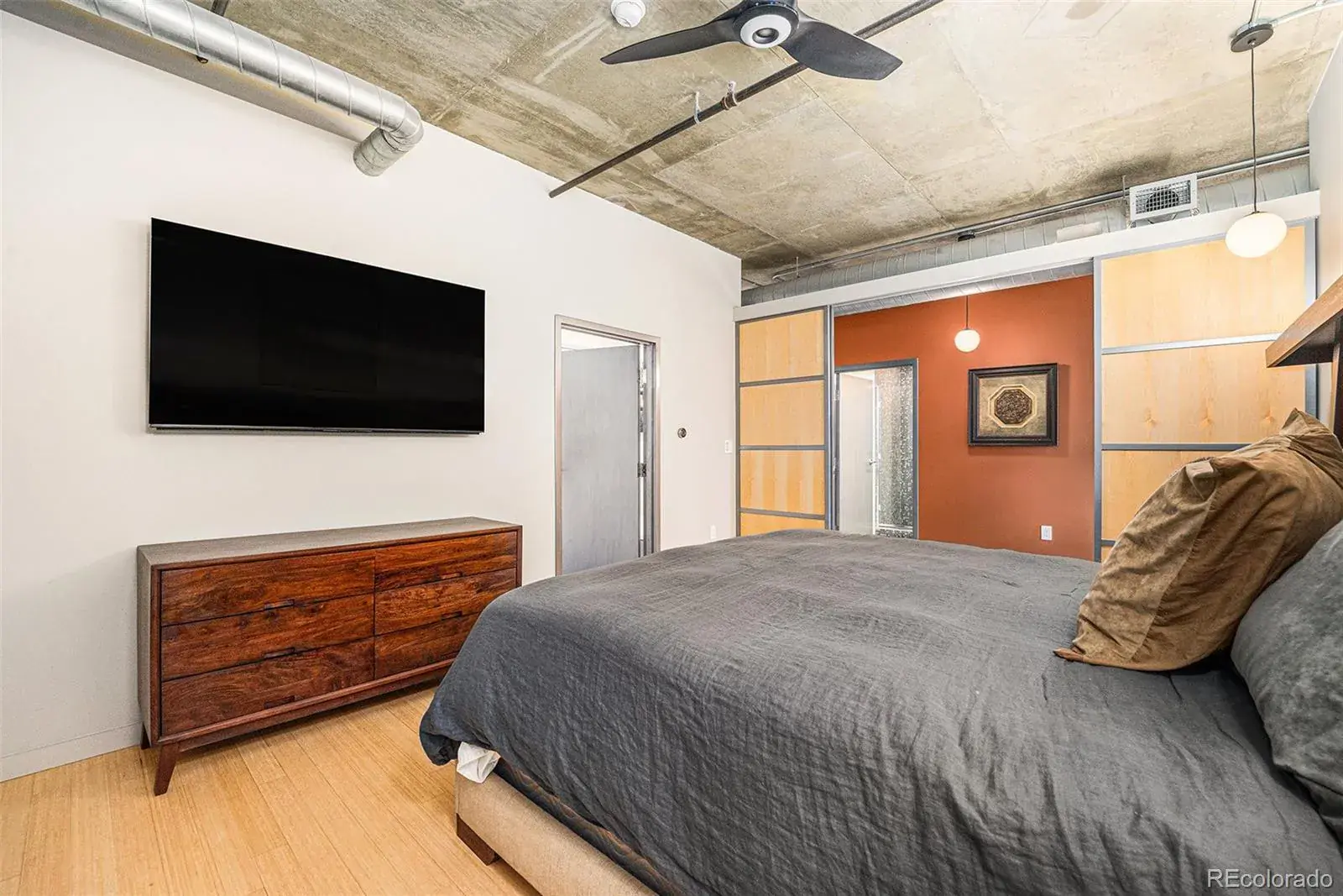 10282025035907 1600 27