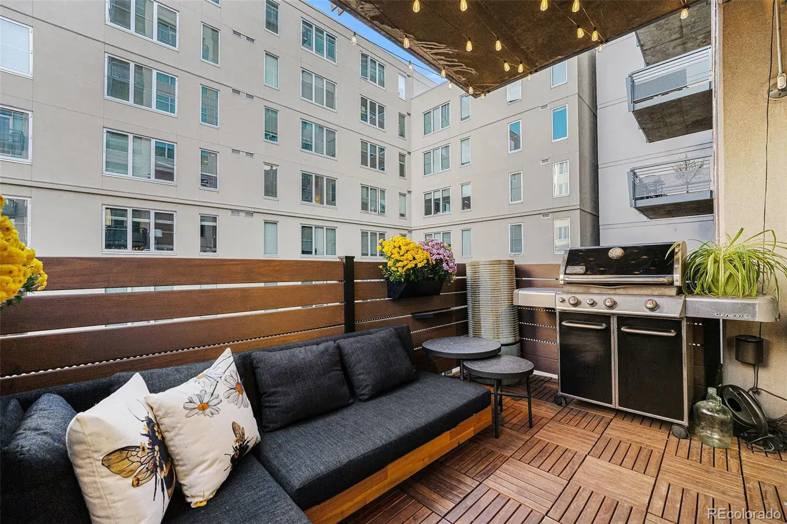 10282025035907 1600 33