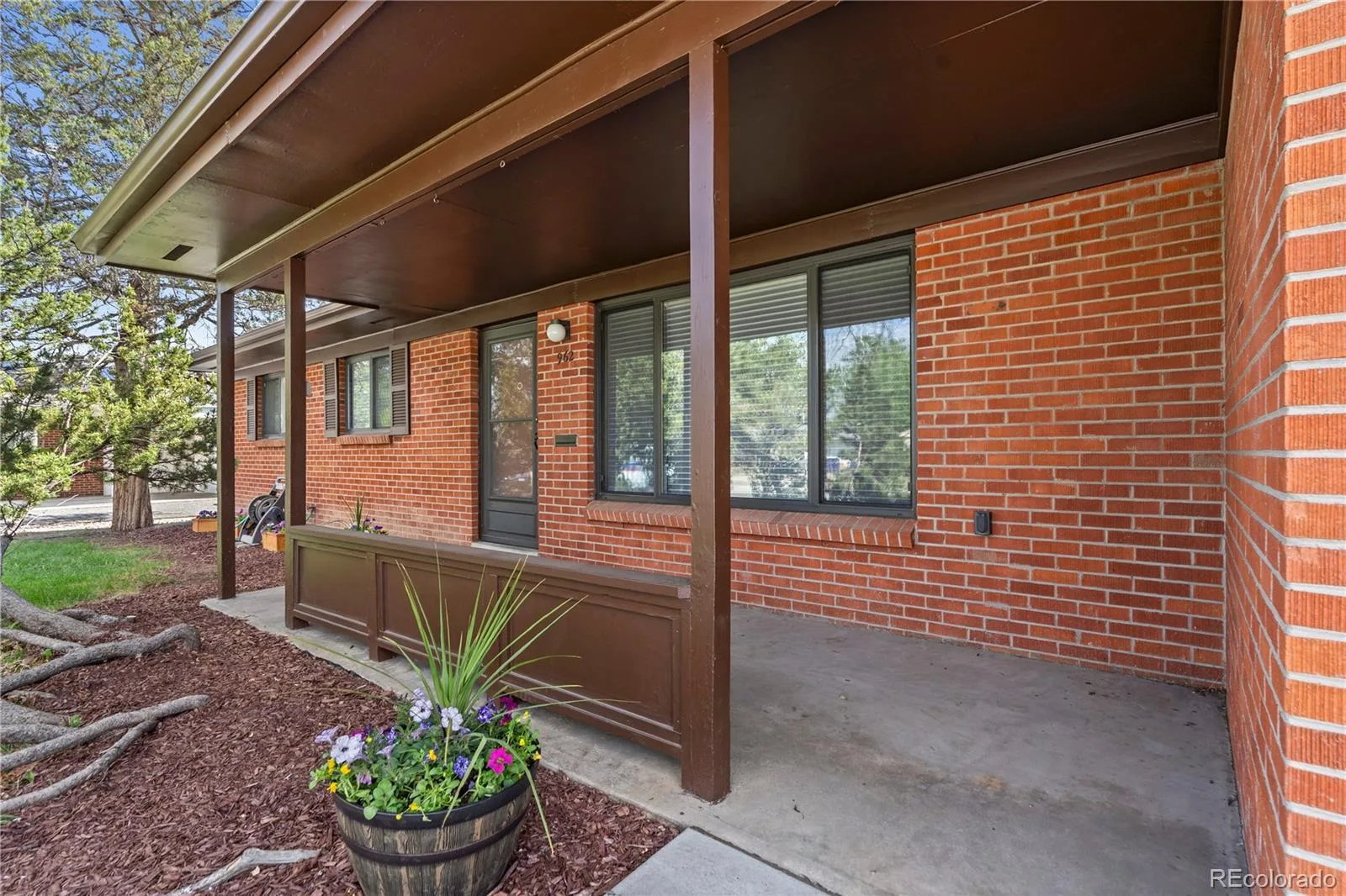 962 S Holly Street Denver CO 80246 | MLS #REC5303149 08052026192453 1600 21